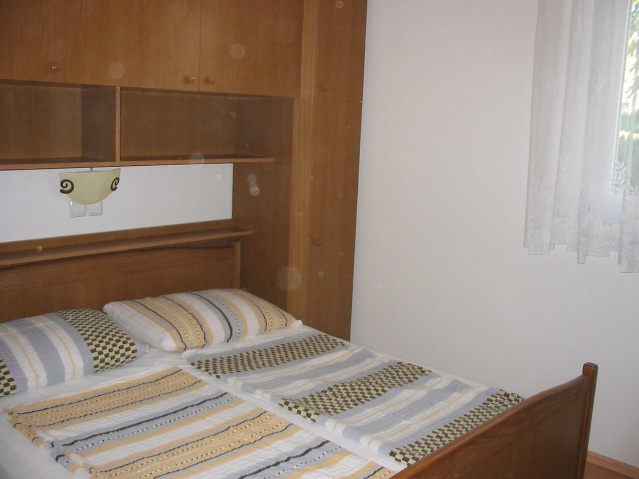 Apartmani Manuela Lopar Szoba fotó