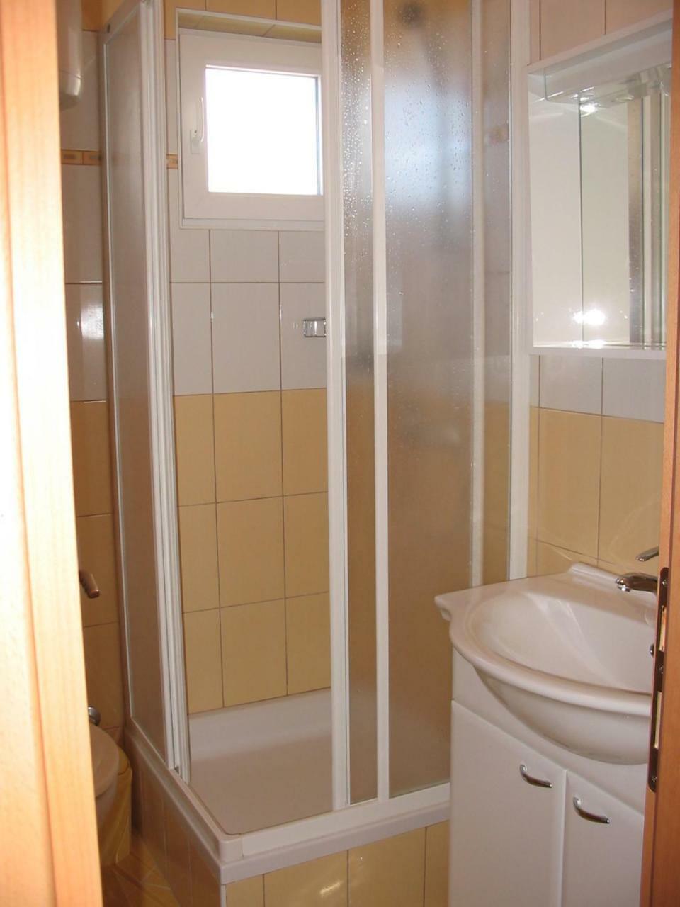 Apartmani Manuela Lopar Szoba fotó